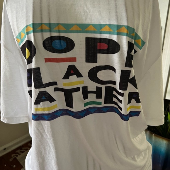 Gildan Classic White T-Shirt - Picture 4 of 4